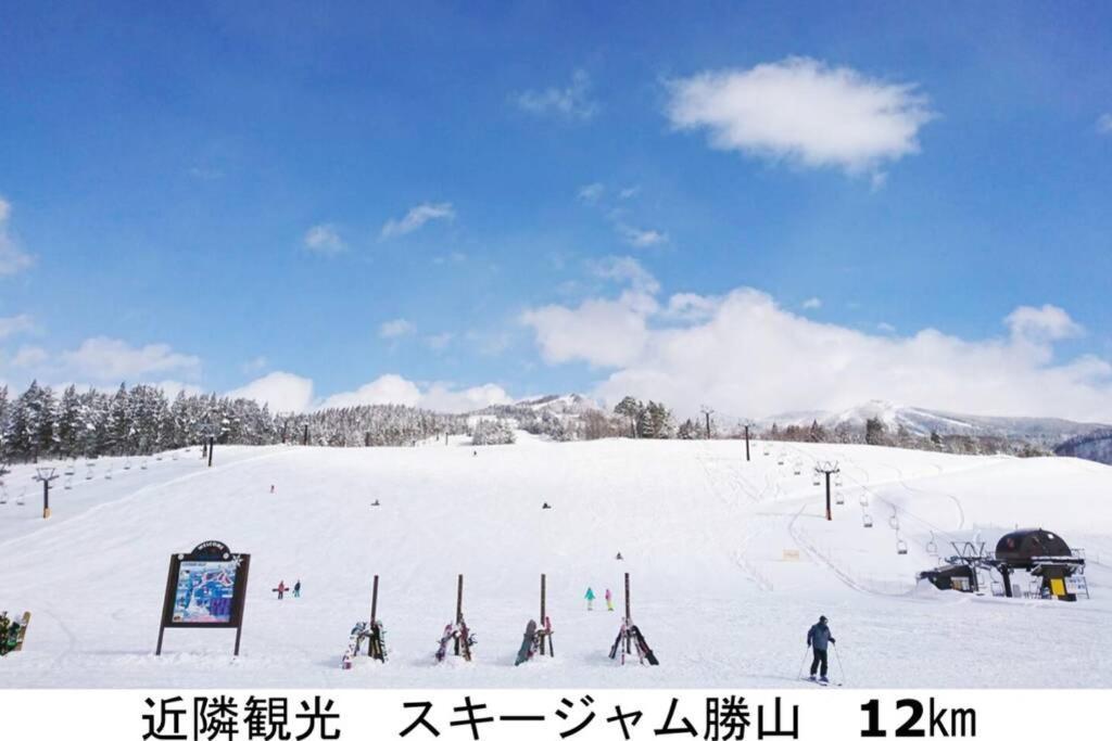 Bbq可 1日1組限定 貸切別荘 秘密基地 は恐竜博物館まで3Km スキージャム勝山まで12Km Katsuyama Exterior foto